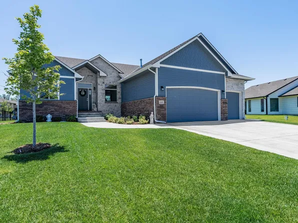 15305 E Weeping Willow Cir, Wichita, KS 67230