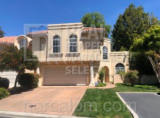 1355 Cuernavaca Circulo, Mountain View, CA 94040