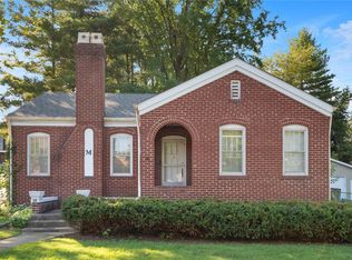 40 Juanita Pl, Belleville, IL 62223
