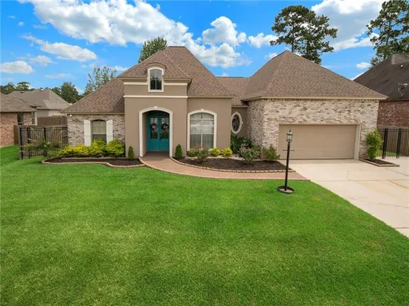 504 Drake Elm Ct, Madisonville, LA 70447