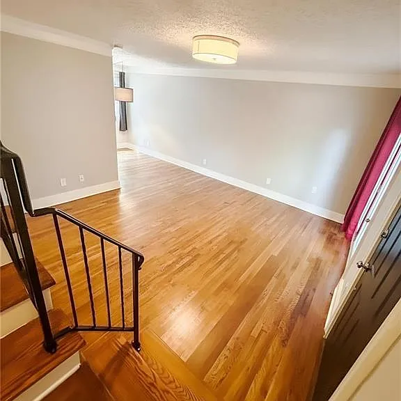 411 10th St NE #7 — Photo 26