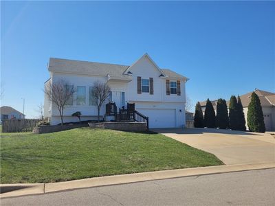 1511 N 4th St E, Louisburg, KS, 66053