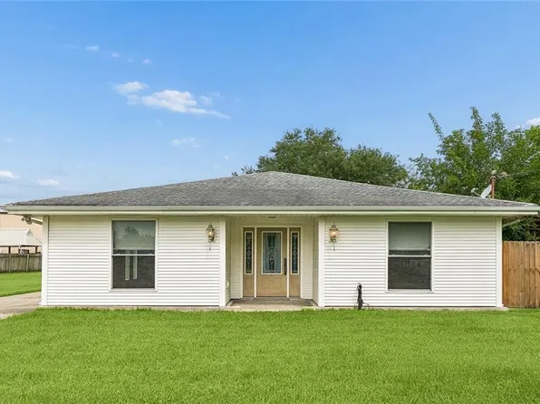 3622 Buffon St, Chalmette, LA 70043