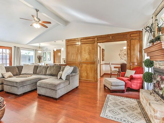 4th image of 1811 Spruce Knob Dr