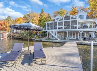 126 Lake End Rd, Newfoundland, NJ 07435