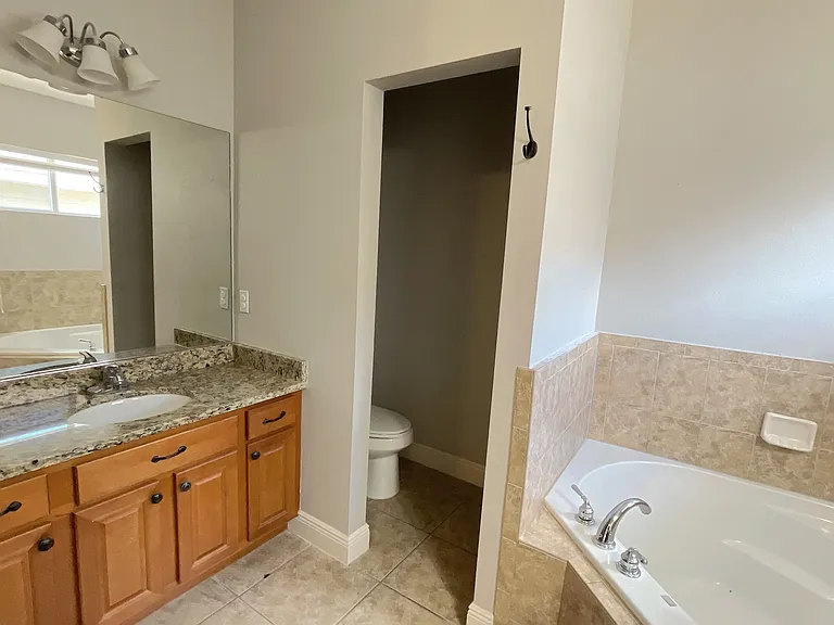 7931 SW 88th St — Photo 22