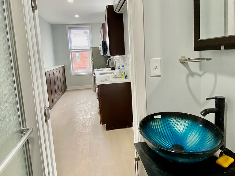 1247 Snyder Ave #2 — Photo 16