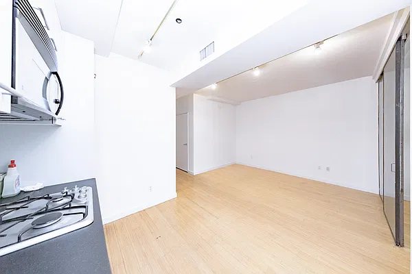 Rented by The Downtown LLC | media 23