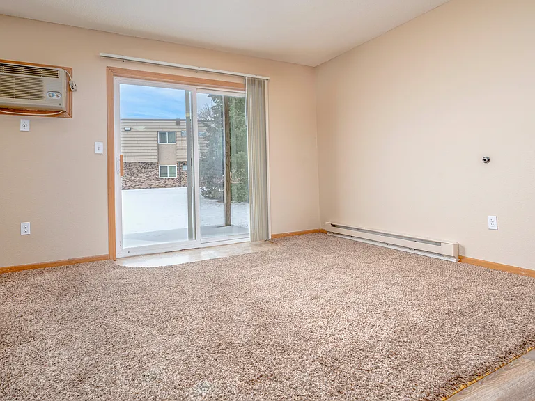 2114 8th Ave NW #3 — Photo 4