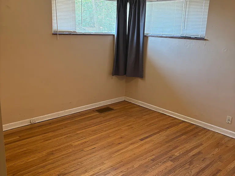 1664 Akron St #1652 — Photo 3