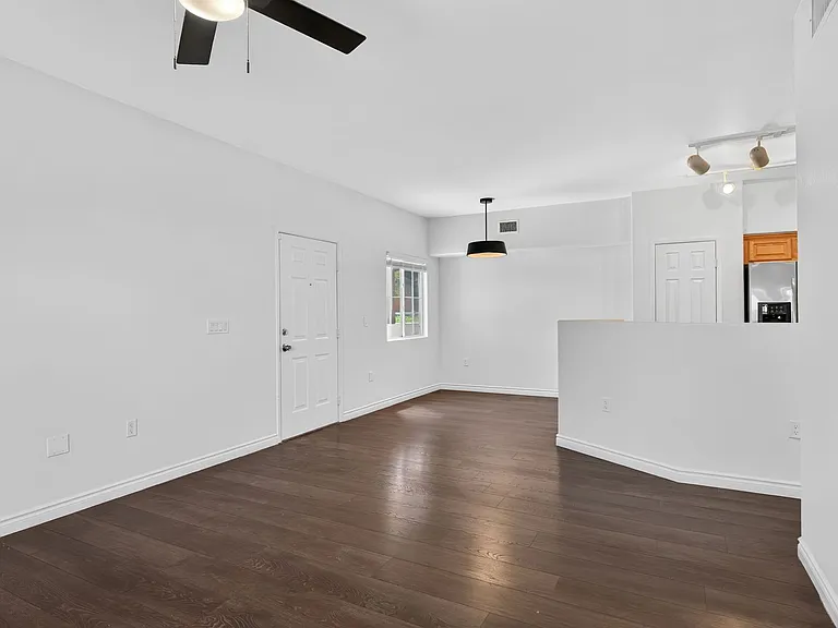 9303 Gilcrease Ave #1208 — Photo 3