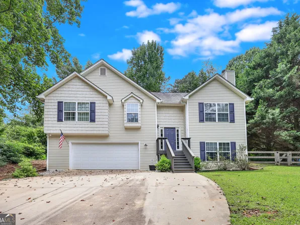 8755 Bayhill Dr, Gainesville, GA 30506
