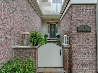 3 Riviera Ct, Lawrence Township, NJ 08648