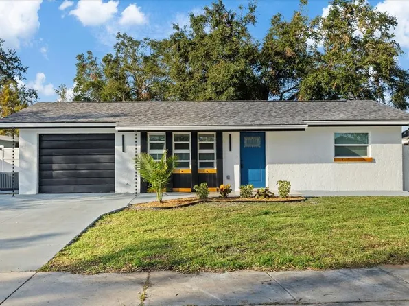 1814 Greenwood Dr, Oldsmar, FL 34677