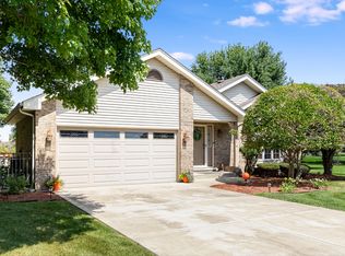 19403 Fiona Ave, Mokena, IL 60448