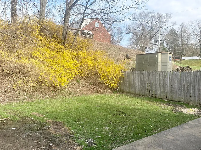 209 Marose Dr — Photo 13
