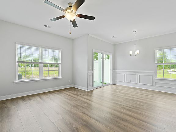 4th image of 126 Stone Crab Cir #17