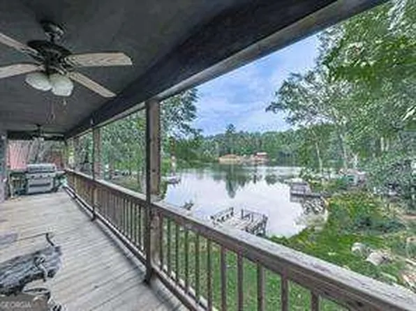 688 Twin Mountain Lake Dr, Talking Rock, GA 30175