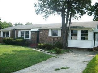 5117 Neal St, Chesapeake, VA 23320