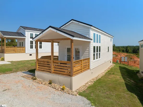 406 Presley Jackson Rd, Taylors, SC 29687