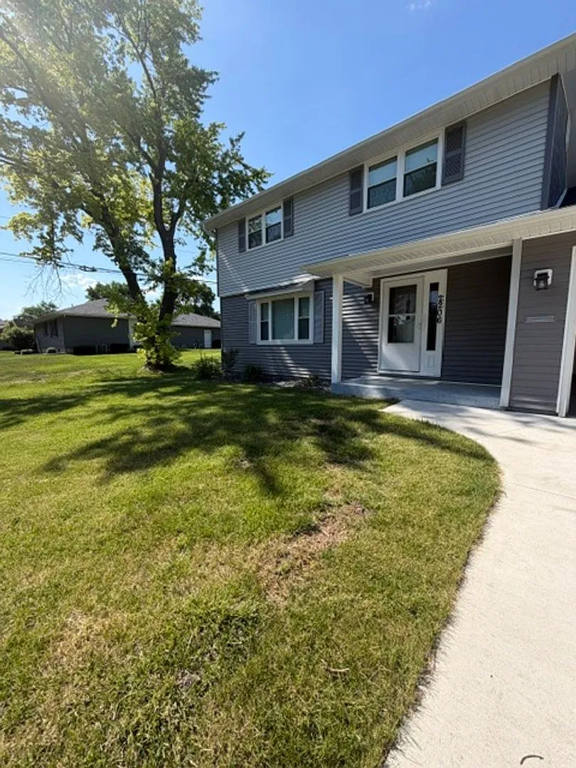 Central Davenport 4 Bedroom House — Photo 1