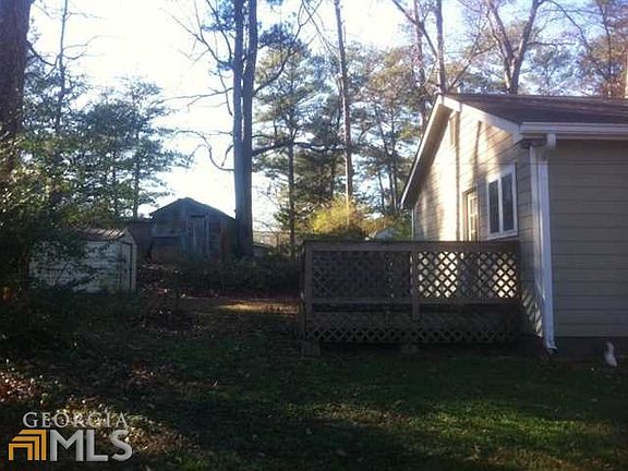 2nd image of 884 McLendon Dr