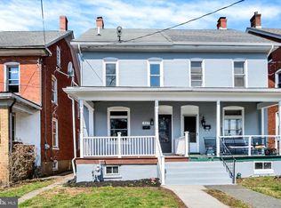 517 W 5th St, Pennsburg, PA 18073
