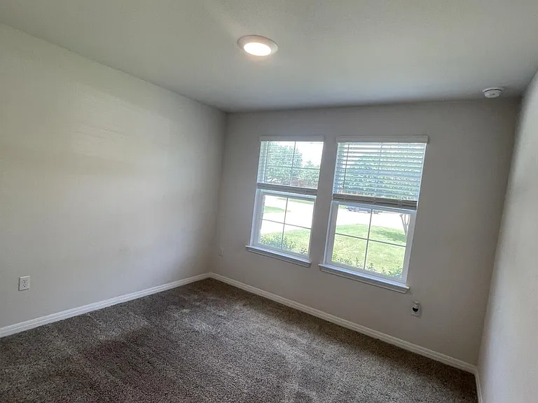 101 Loon Dr — Photo 8