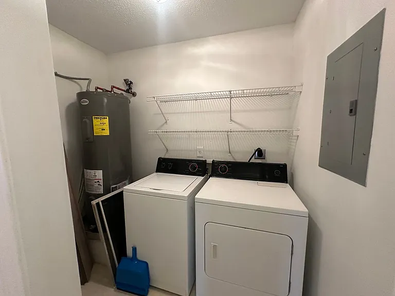 4304 Lotus Ct — Photo 35
