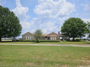 2720 Airport Rd #980, Nashville, AR 71852