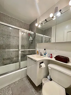 Rented by Douglas Elliman | media 20