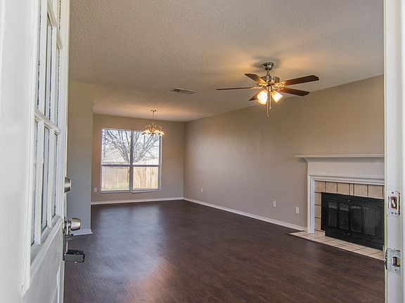 3rd image of 3704 Waxwing Cir S