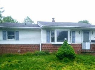14 Abson Dr, New Castle, DE 19720