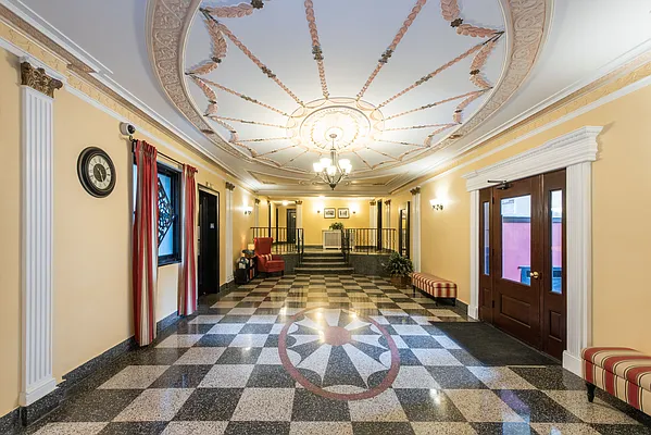 Sold by Century 21 American Homes - Franklin Square | media 17