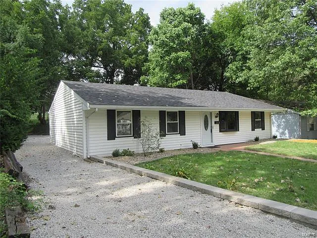 108 Rosette Dr photo 1