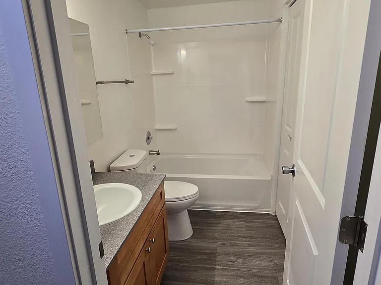 The Salish Place Apartments — Photo 22