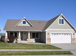 1100 SW Latour Peak St, Pullman, WA 99163