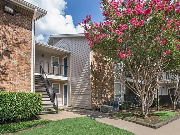4th image of 2408 Forest Oaks Ln #371