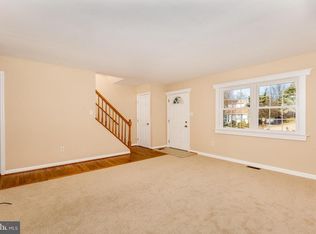 83 Washington Ln, Westminster, MD 21157