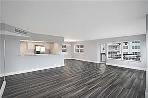 3rd image of 3800 Galt Ocean Dr APT 1511