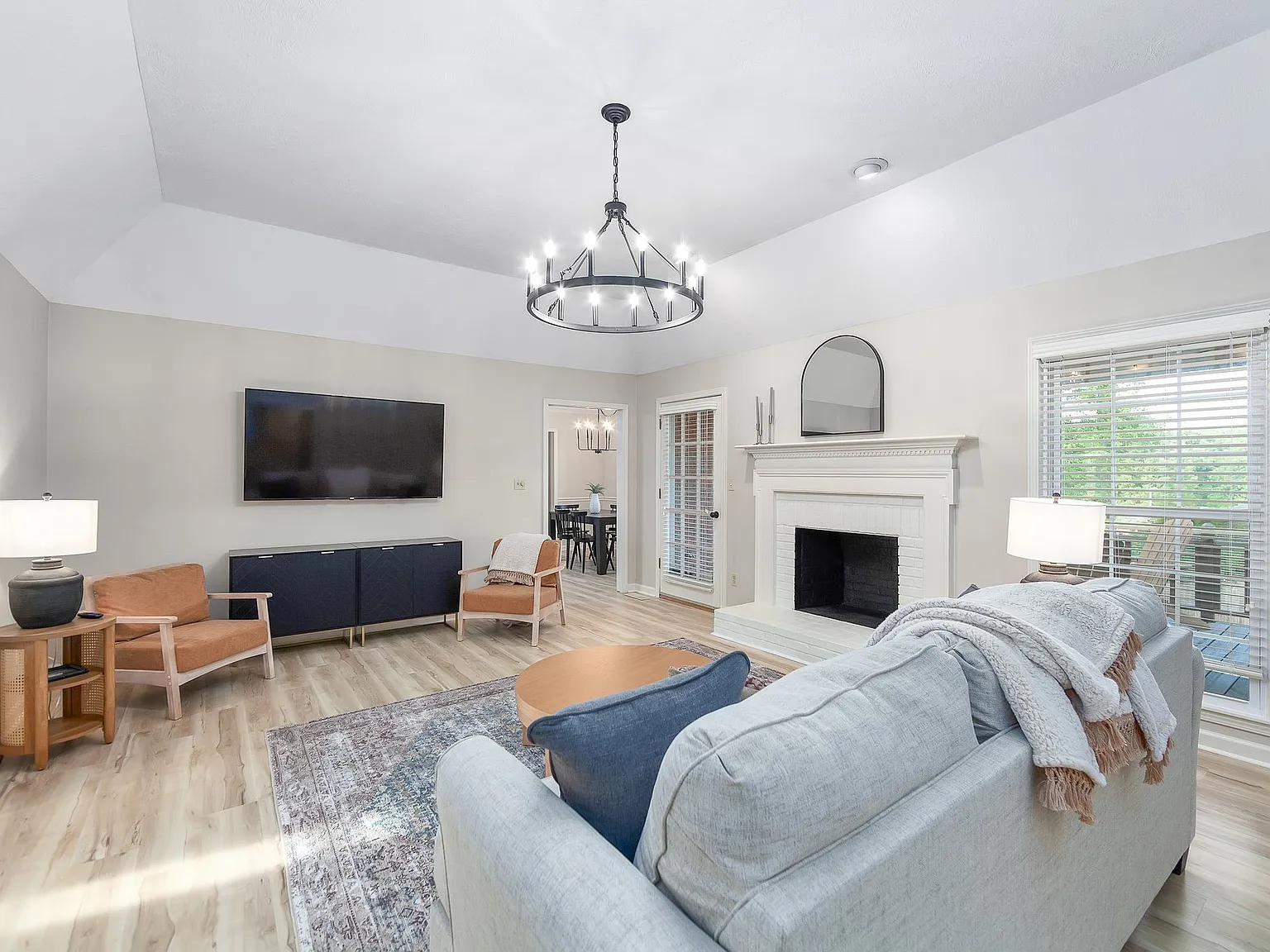 28 Greencastle Dr — Photo 1