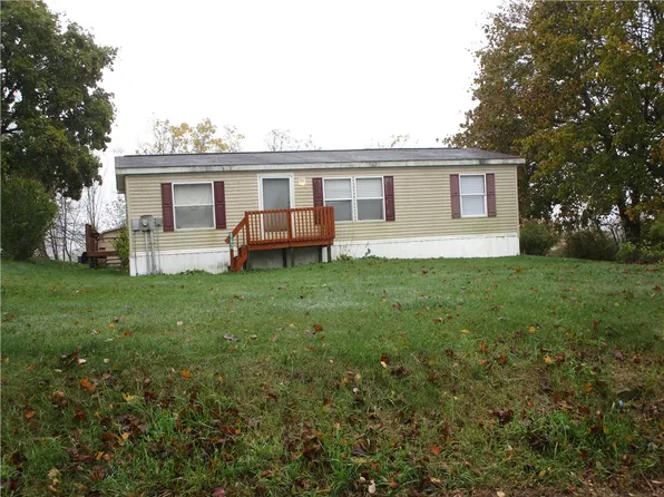 862 N Washington Rd, North Washington, PA 16048