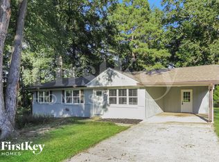 90 Vickie Dr, Hiram, GA 30141