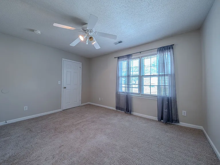 907 Shelby Dr #C — Photo 25