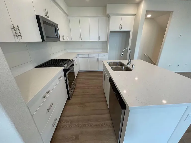 12170 Meridian Dr — Photo 13