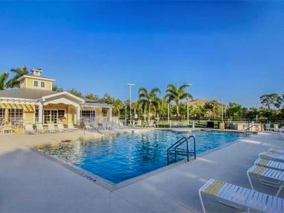 5th image of 14794 Calusa Palms Dr APT 102