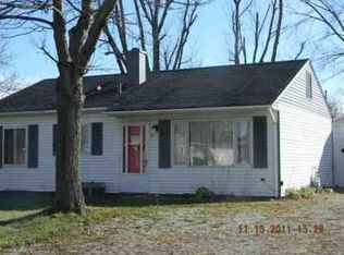 621 E Pine St, Muncie, IN 47303