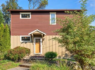 2466 SW Webster St, Seattle, WA 98106