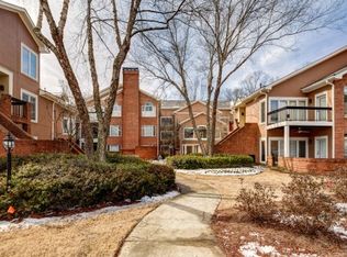 5338 Brooke Ridge Dr, Atlanta, GA 30338