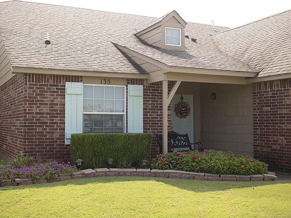 4th image of 135 Dp Newman Cir